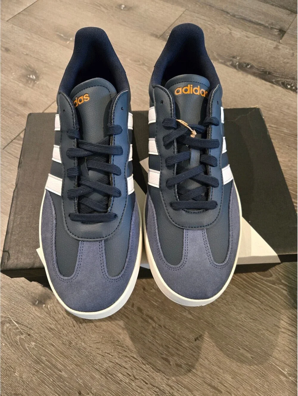 adidas Barreda JI2310 Mens 11.5 Navy White Orange New Box